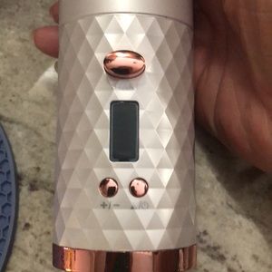 Cordless Hair Curler